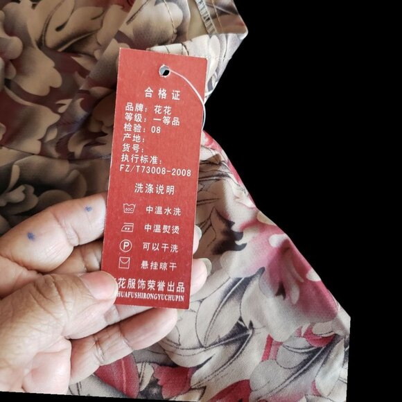 Floral Button-Up Short-Sleeve Blouse With Scalloped Edging  Multicolor Size 21 - Picture 4 of 14